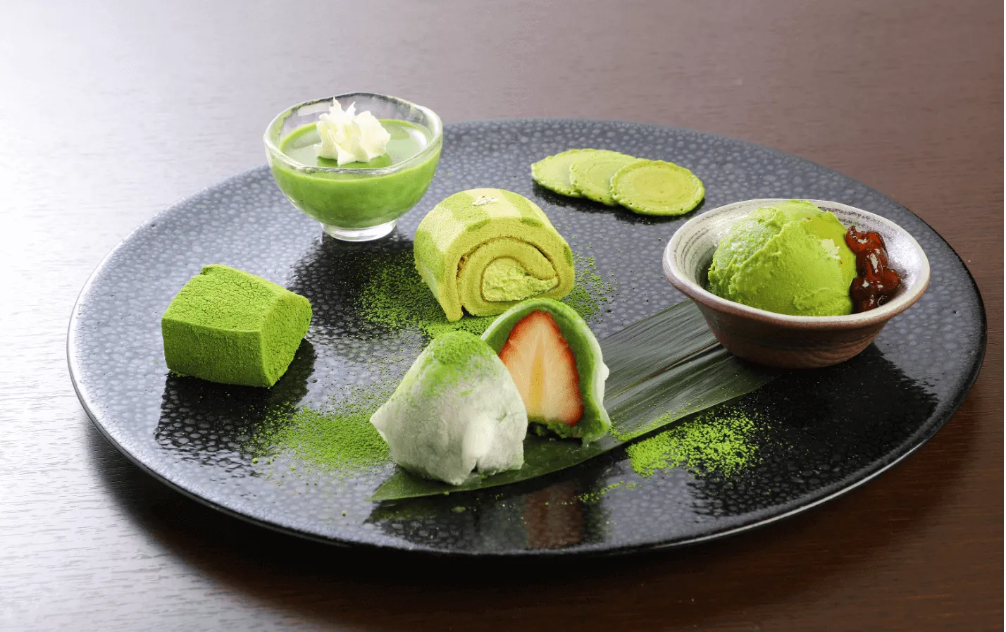 Assorted Matcha Green Tea-flavored Dessert 