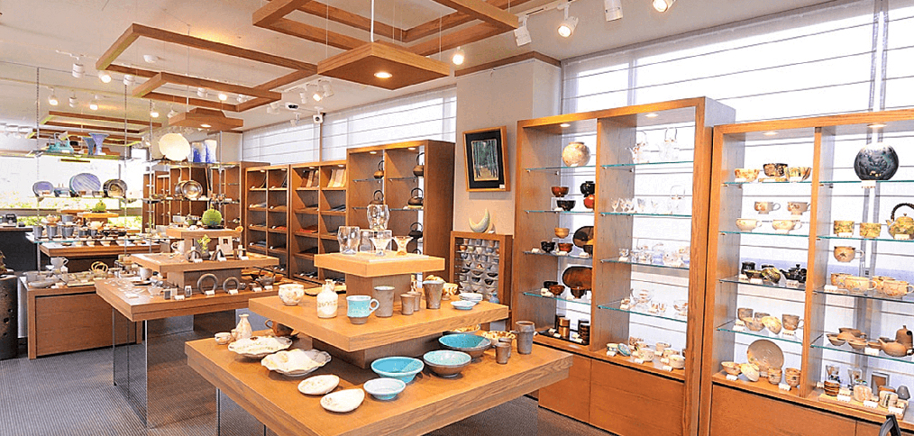 朝日堂嵐山店 内観